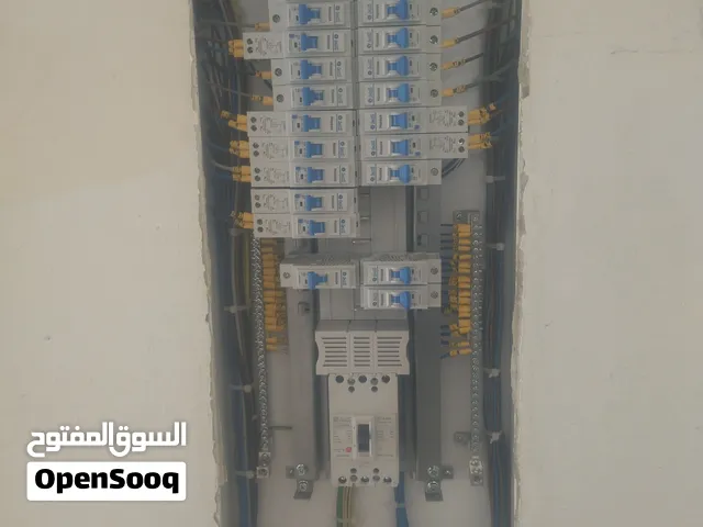 فني كهرباء صيانه وتركبات تشطيبات