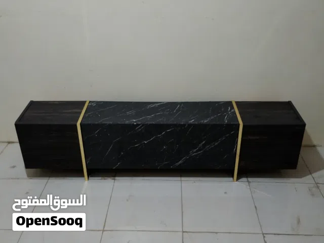 طاولة تلفزيون عصري طراز فيرون