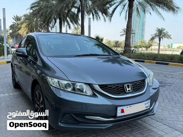 Hot Deal: 2013 Honda Civic LX Sedan (1.8 i-VTEC) — GCC Spec / Mid-option