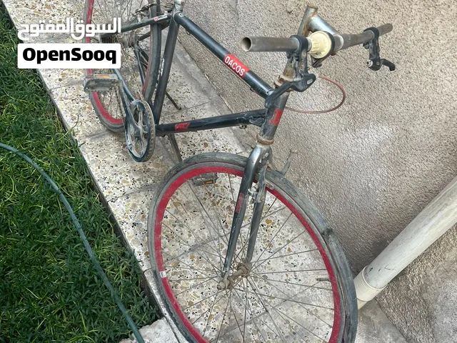 بايسكل رياضي متروك صارله اكثر من سنه يرادله ترتيبات سعره 80الف لان الجديد مالته هسه 200