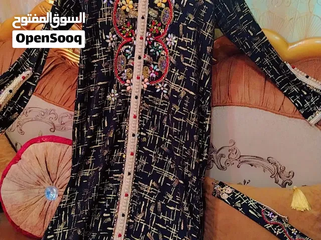 فساتين للبيع اسعار حرق