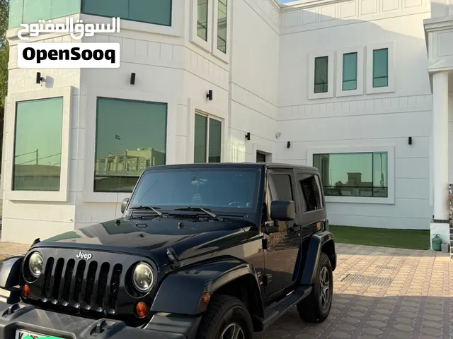 Jeep 2012 Sahara neat car