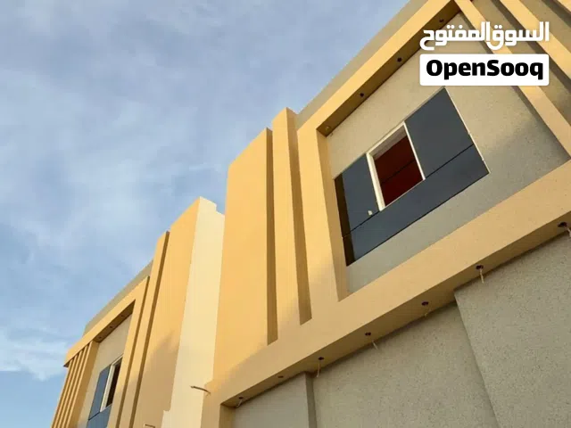 توين فيلاً فخمة للبيع العامرات مدينة النهضة 7/1 قريبه من المسجد