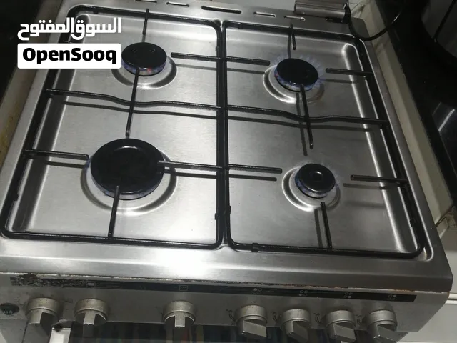 بوتجاز 4 شعله غاز الاربع شعل تعمل بشكل جيد جدا الفرن يعمل ويوجد شوايه
