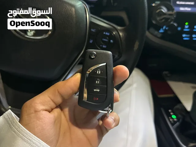 مفتاح كامري 2018-2024 LE