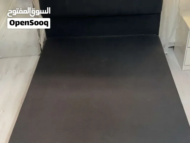 سريرين للبيع