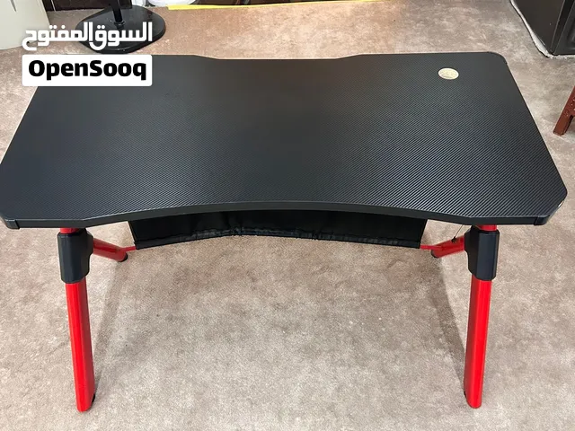 طاولة قيمنق للبيع