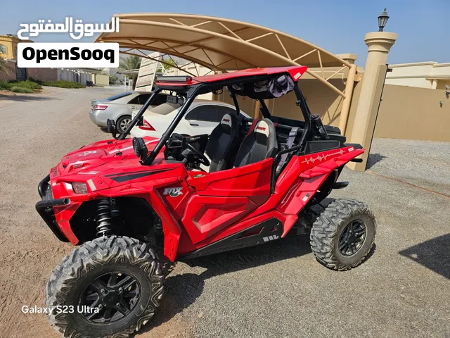 POLARIS RZR 1000 TURBO  ULTIMATE OFF-ROAD MACHINE! 2016 Model