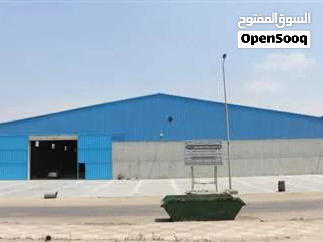 قطعة تجارية تصلح مخزن او كراج مساحته واسعه موقع تجاري مميز للإيجار في الجزائر