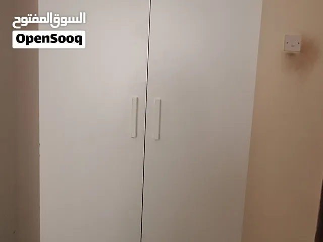 خزانه ايكيا للبيع ب 100