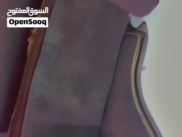 مستعمل لون بني لا يوجد خراب