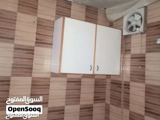 خرانه مطبخ بحاله الوكاله 2عدد