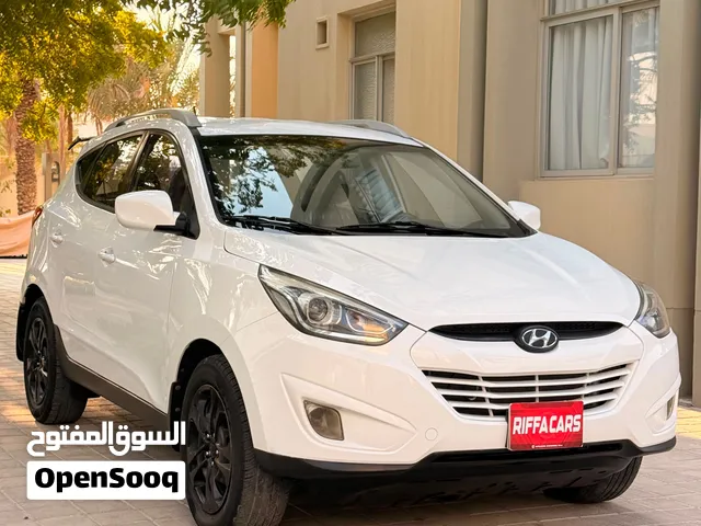 Hyundai Tucson Limited Year-2016 Engine-2.4L Spacious 5-Seater Cabin,Excellent condition