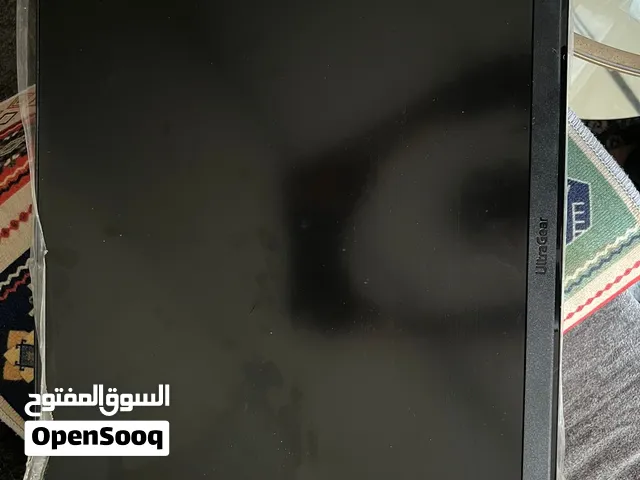 27 LG monitors for sale  in Al Hofuf