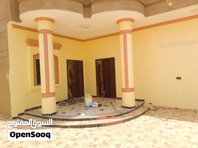 أعمال الدهانات والديكورات المنزليه طلية حريريه بوماستك عادي بوماستك سلك ديكورات بكل انواعها داخلية و