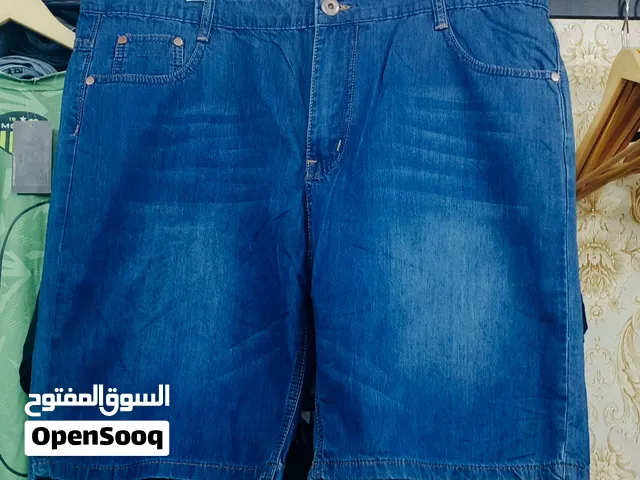 برمودا جينز قياس 40 لون ازرق جينز