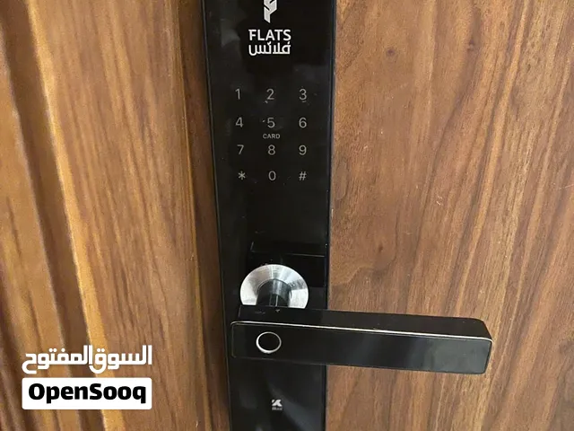 فنى تركيب إقفال ذكيه وبرمجه وصيانه