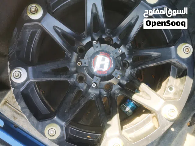 يوجد 4 رنجات أصليات للبيع وايضا 4 اطارات مقاس18