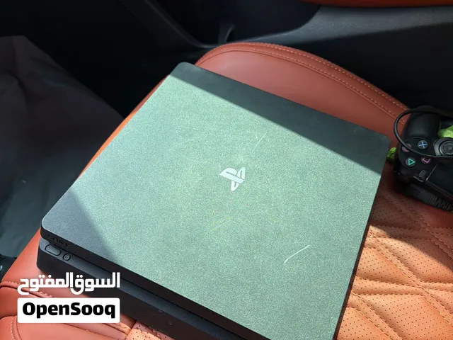 PlayStation 4 PlayStation for sale in Um Al Quwain