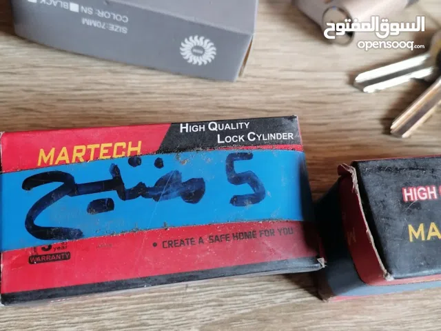 سلينرات من عدة انواع للببع حالة ممتازة مع عدة مفاتيح لكل سلينر الموقع الزرقاء حي رمزي متوفر كم