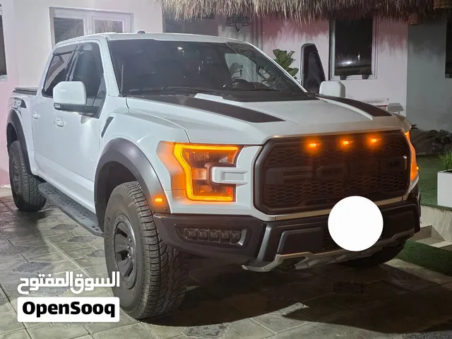 Ford F150 Raptor 4doors 3.5Echo boost 6Celender Twin Turbo Very clean Full option Like Brand New