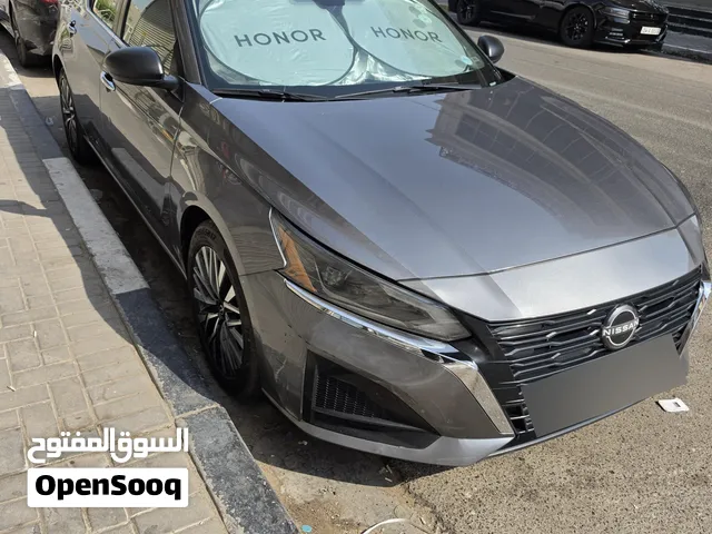 نيسان التما موديل 2024 للبيع