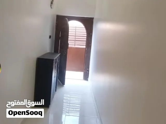 صباغ وطلاس ترميم بيوت وجميع أنواع الديكور بسعار مناسبه بصره شنو عندك راسلني وادلل صباغ ......؟.؟..؟.