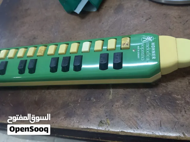 آلة نفخ موسيقية كلاسيكية وارد الماني