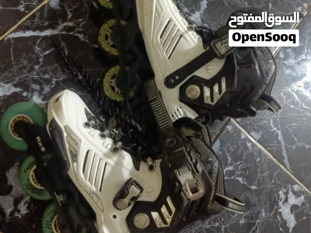سكيت مع جهاز قفاز للبيع