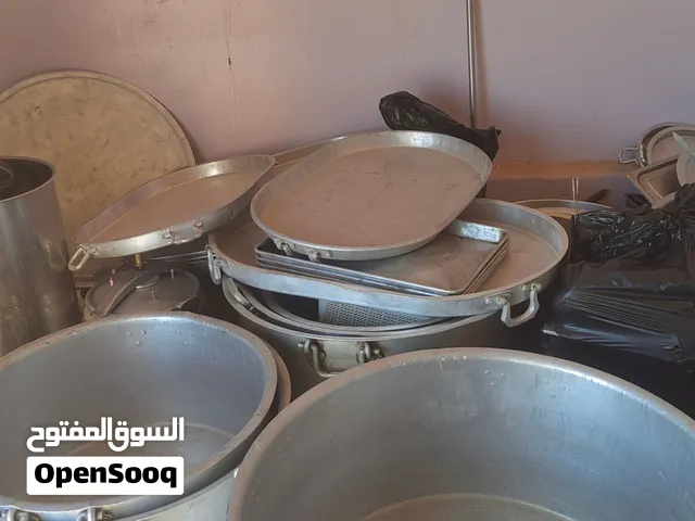 ادوات مطعم للبيع بسعر مناسب جميع الاغراض طباخات ثلاجه فليزار مراجل طبخ مكينه حمص فرامه لحم عجانه