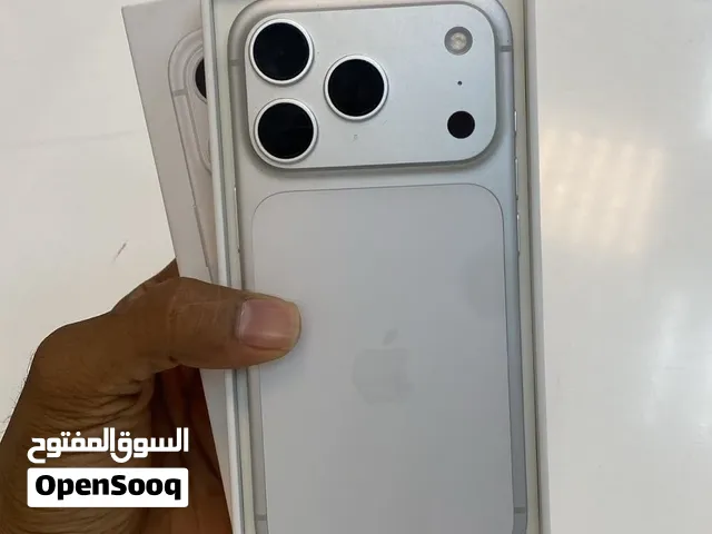 Used Apple iPhone 17 Pro Max 1TB in White with Original Box - Excellent Condition