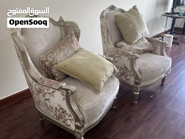 Homes R Us French Style Accent Chairs with Matching Side Table – Excellent Condition