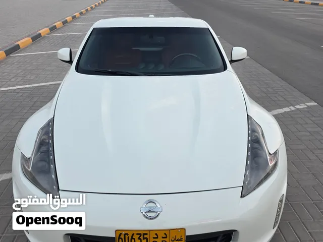 نيسان 370z للبيع