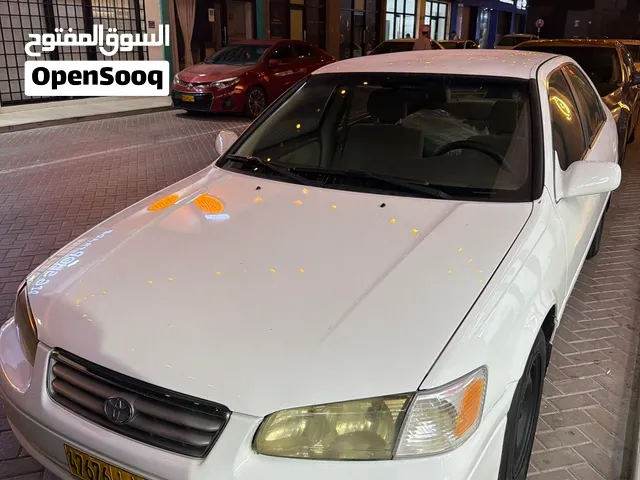 تيوتا كامري 2001