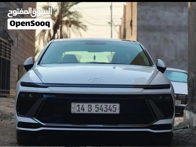 السيارة كفالة من اي حادث والسعر بي مجال