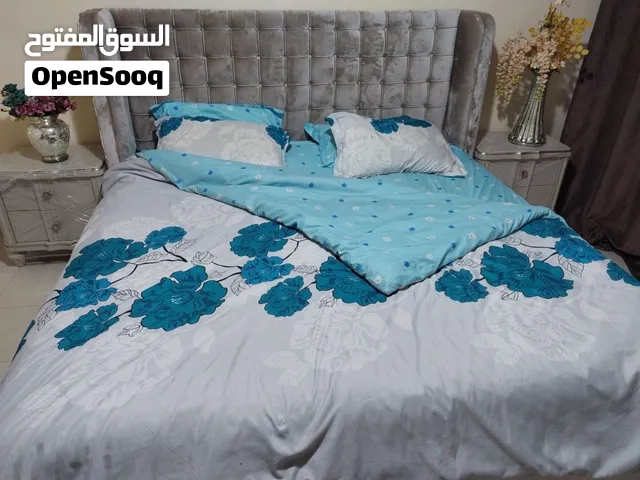 Used Bed king size with mattress
