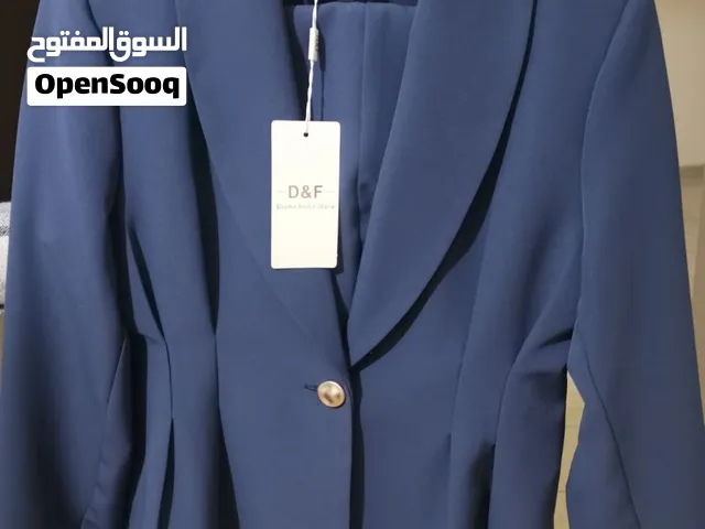 طقم عدد 2 جديد مقاس 42 + هدية إشاربين