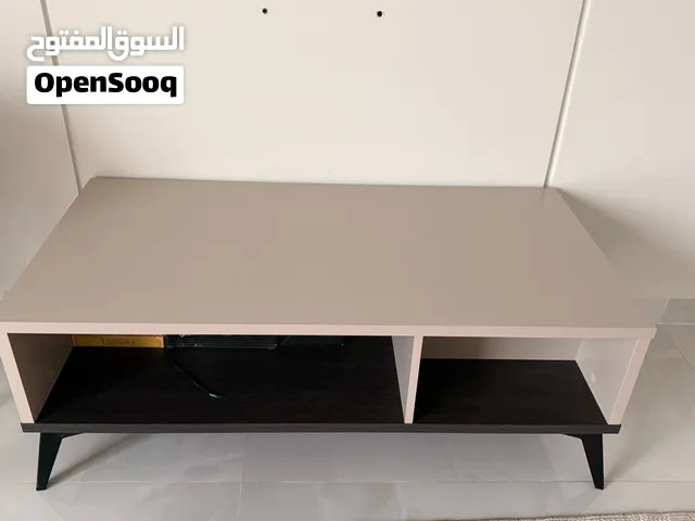 طاوله تلفزيون و طاولات سرير جانبيه