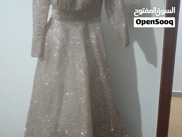 فستان سهرة