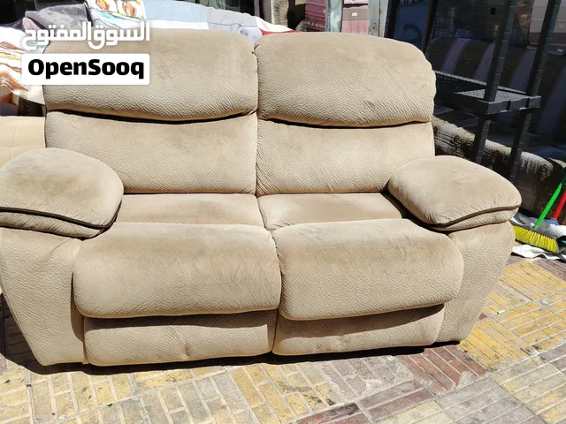 طقم كلاينر امريكي للبيع مستعمل بحاله جيده جدا خمس مقاعد البيادر خلف بنك الاسكان