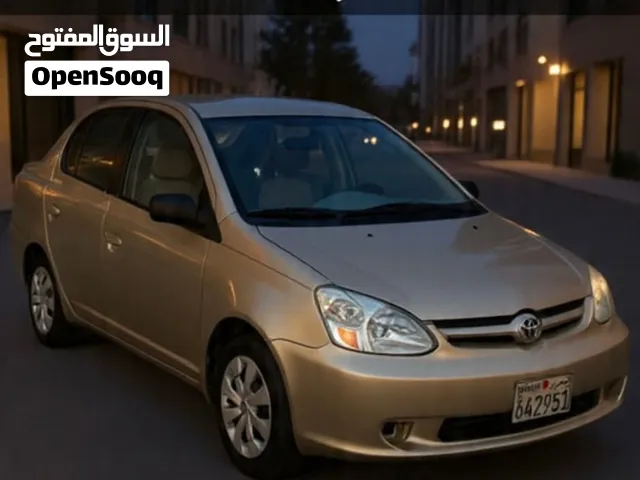 تويوتا ايكو 2004