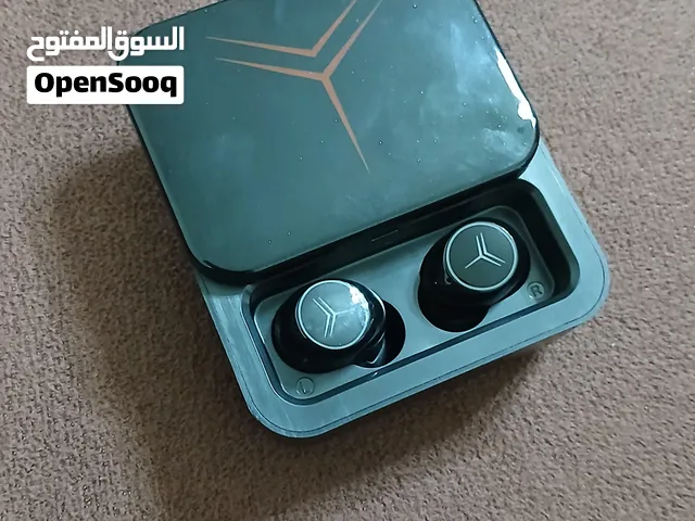 سماعه v5.3حرق بس يجي معها ثلاث اجزاء اضافيه و شحن اليعر 50 دينار يربح المكان سبها الجديد