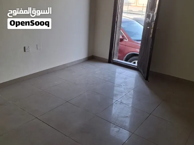 شقةبمدخل منفصل للإيجار بأزغوى شاملة وبدون عمولة