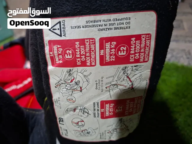 مقاعد سيارات مستعملة بجودة جيدة ومستوى عالٍ من الصيانة