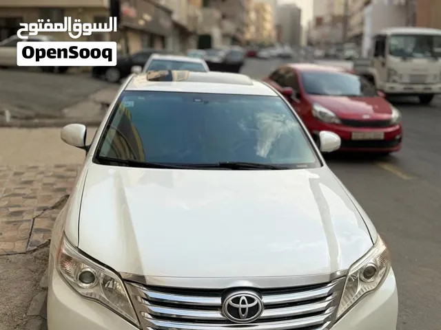 Toyota Avalon 2011 limited automatic 3rd generation
