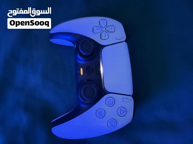 يد تحكم سوني بلايستيشن 5 أصلية (Sony PS5 DualSense) - اللون أبيض - بحالة ممتازة
