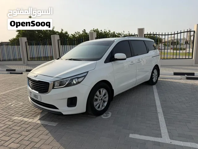Kia carnival 2017 GCC accident free excellent condition