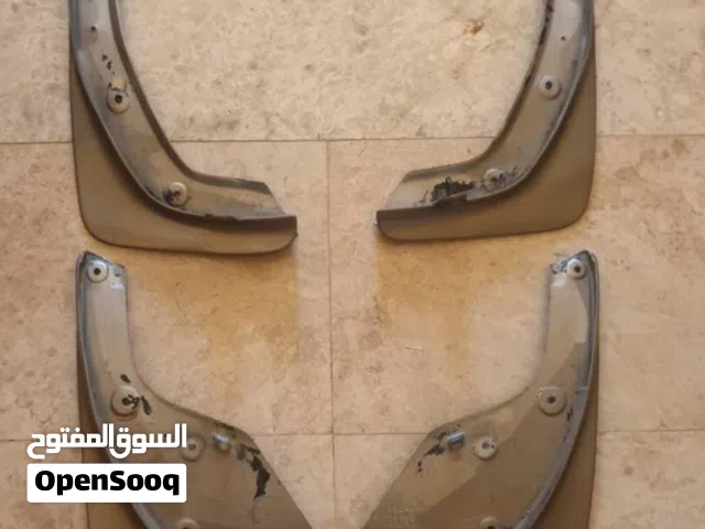قطع غيار لكزس 400 رقم تواصل تحت في( وصف)
