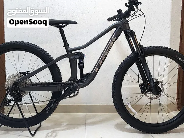 Trek Fuel EX 5 Gen 5 (2022)  دراجة جبلية بنظام تعليق كامل