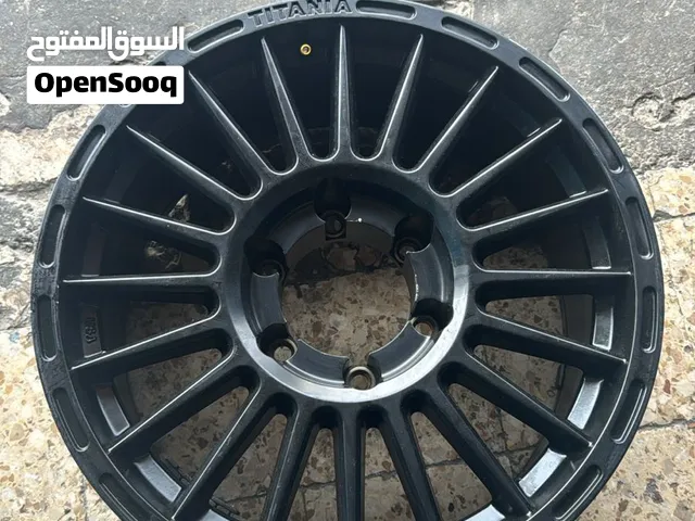 للبيع مع البلوط